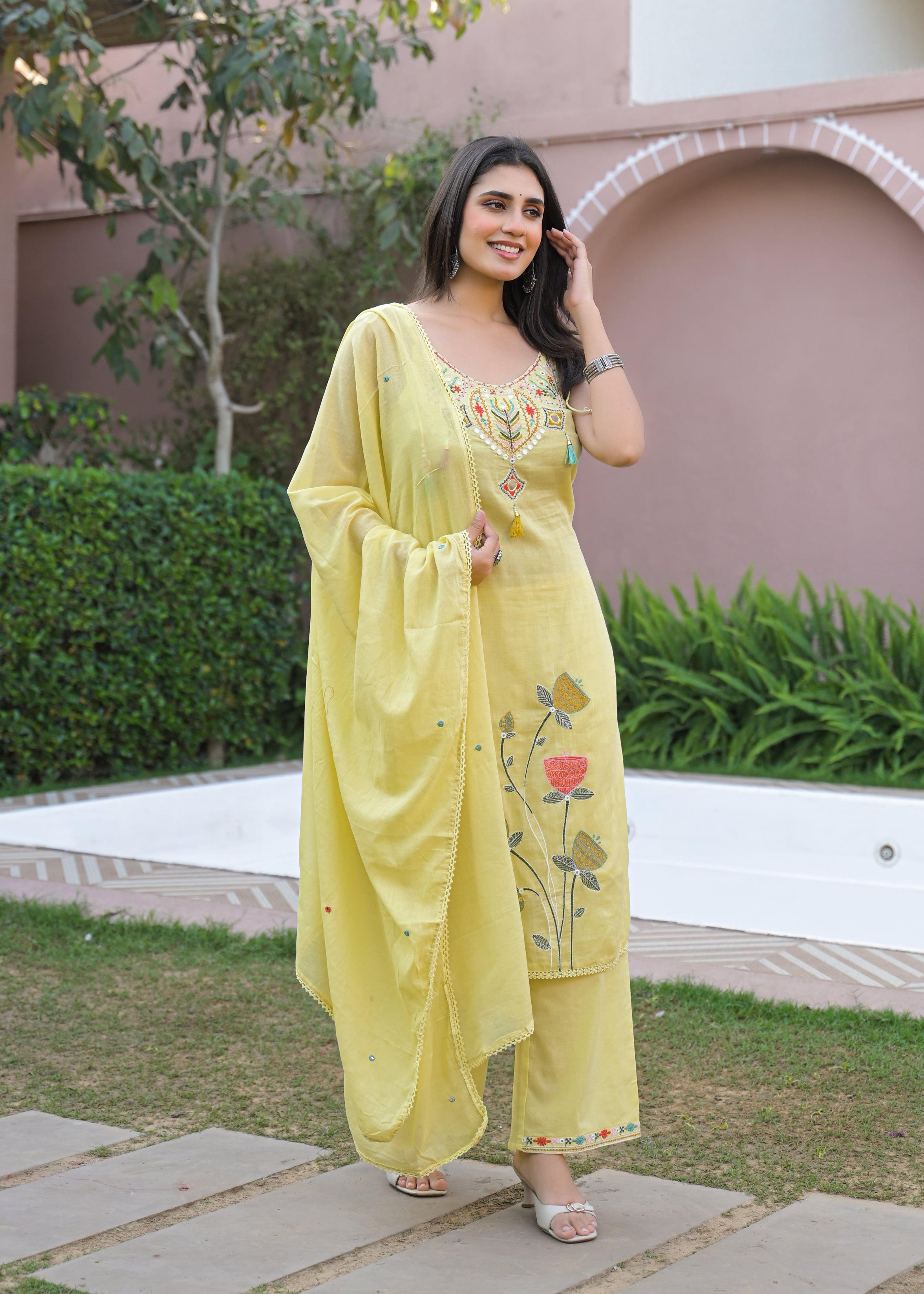 3-Piece Ethnic Spaghetti Suit Set (Kurta, Pant & Dupatta)