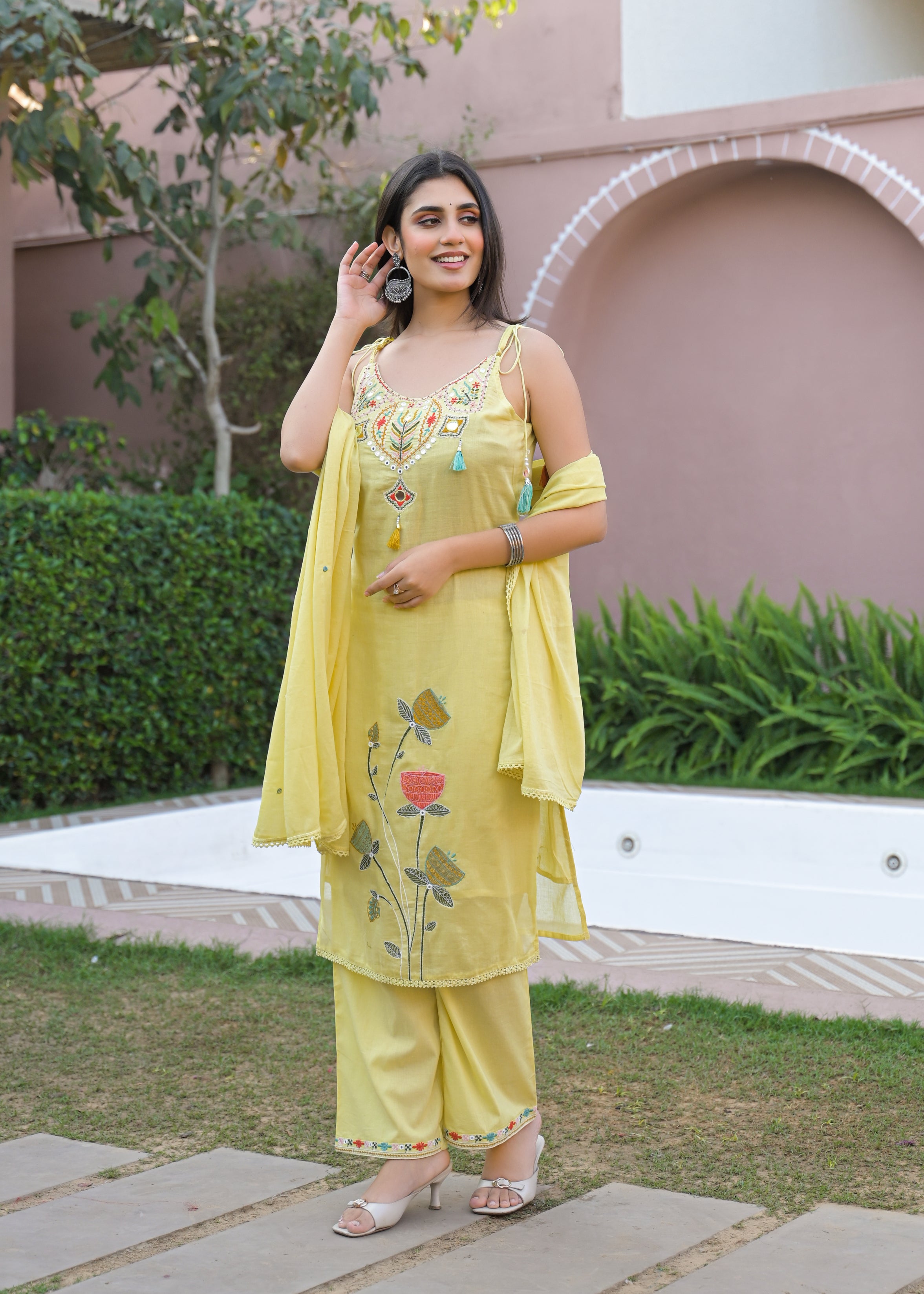 3-Piece Ethnic Spaghetti Suit Set (Kurta, Pant & Dupatta)