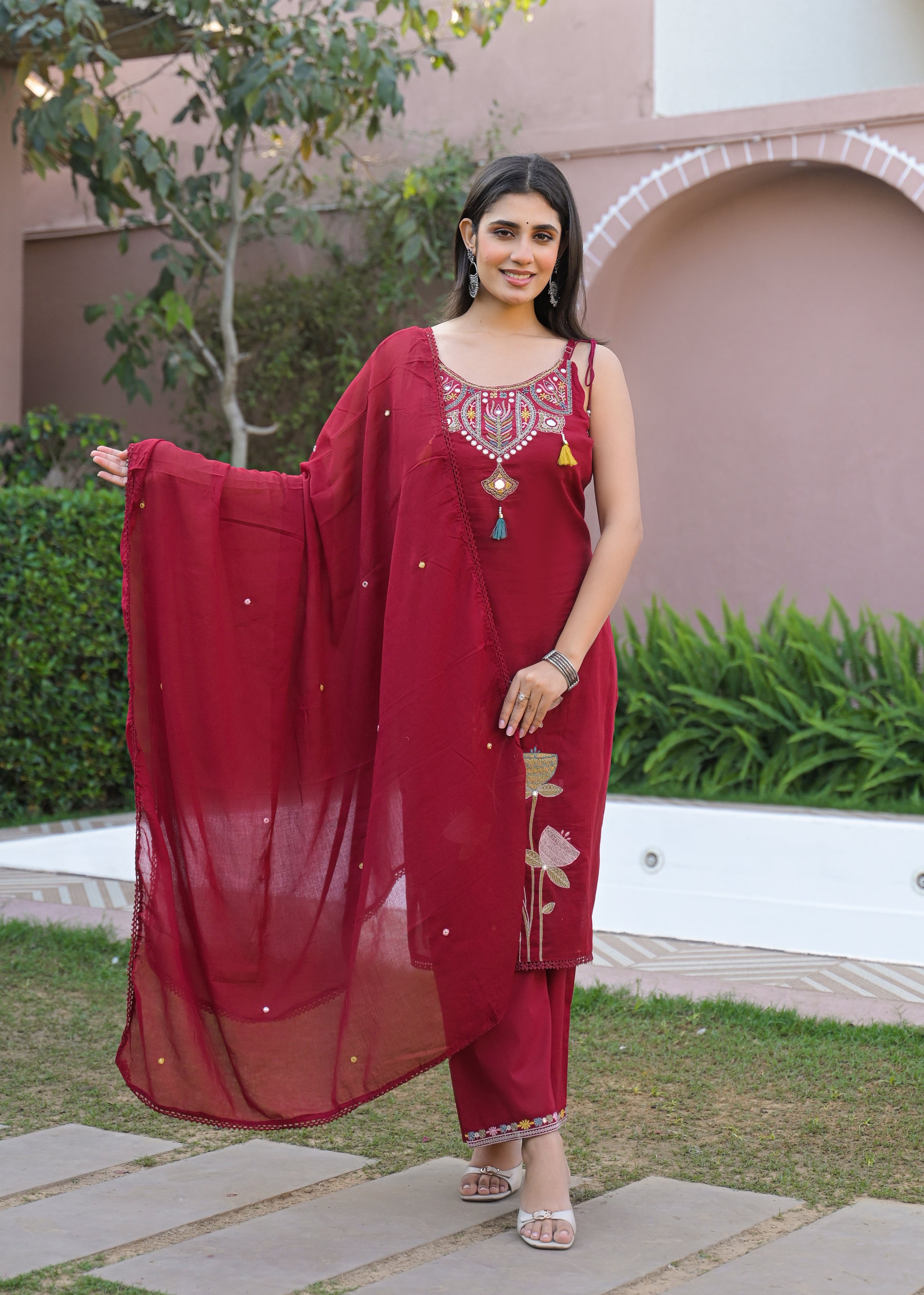 3-Piece Ethnic Spaghetti Suit Set (Kurta, Pant & Dupatta)