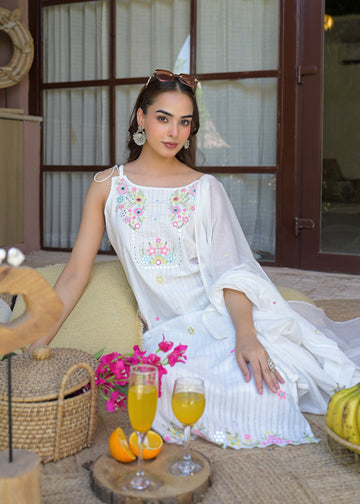 ✨ Premium 3 Piece Embroidered Sleeveless/Spaghetti Suit Set ✨