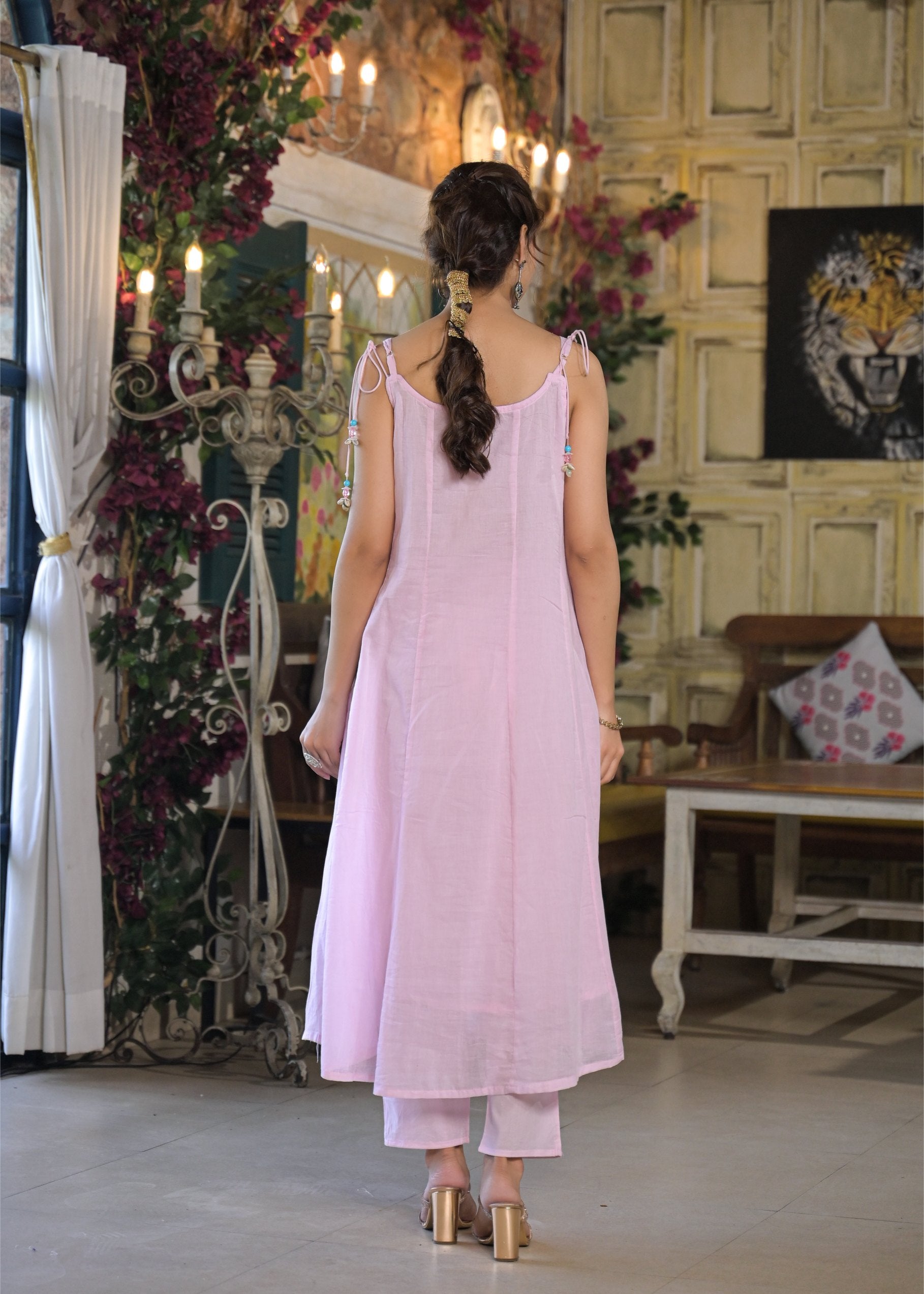 Women's Sleeveless/Spaghetti Embroidered 3-Piece Suit