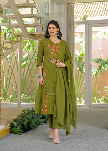 Kurta Pant with Dupatta / 3-Piece Set